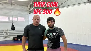 Arman Tsarukyan prepares for UFC 300 with Fedor Emelianenko.