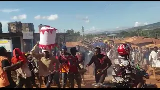 Residents block Ayi-Mensah, Danfa and Otinibi stretch to protest bad road | Citi Newsroom