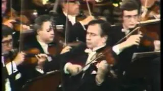 Henryk Szeryng plays Paganini Violin Concerto No. 3 (3rd Mov)