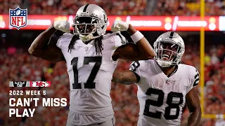 Derek Carr Connects with Davante Adams for 58-yard Touchdown!