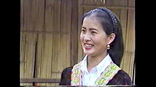 Nuj Nplhaib thiab Ntxawm Part 1 - Hmong Movie - Kwm Lis & Ntxhoo Lauj