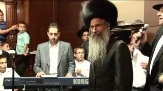 Mordechai Ben David Sings New Song מרדכי בן דוד שיר חדש