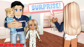 FAMILY REACTS TO MY NEW HAIR 💇 | Bloxburg Family Roleplay | Roblox