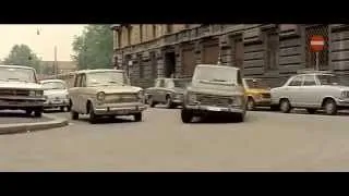 Alfa Romeo Giulia in achtervolging. Film: "Milano odia: la polizia non può sparare"