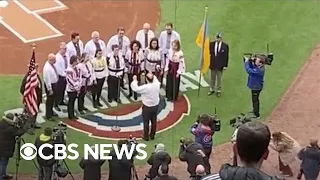 Ukrainian choir sings national anthem before Chicago Cubs' home opener