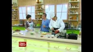 Будет вкусно! 28/11/2013 Баклажаны с картошкой, мясо с ананасами. GuberniaTV