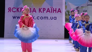 Конкурс г. Ужгород "Китайский танец с веерами" Образцовый ансамбль "Барвинок"