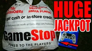 CRAZY HUGE!! DUMPSTER JACKPOT!!! Gamestop Dumpster Dive Night #866