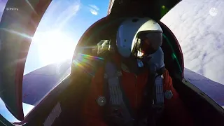 Миг-31 ведет бой в космосе