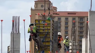 Naples Florida The Rich Mans Playground Built By Illegal Immigrants