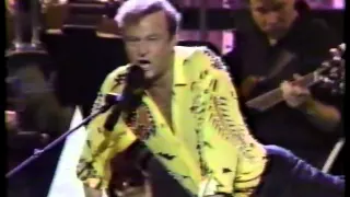 Peter Allen performs "I Go to Rio" on July 4th special