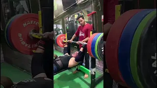 bench press. 150kg..💪🏾heavyweight lifting 😎🔥#benchpress #powerlifting @rs.fitness_motivation319