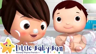 Bath time | +30 Minutes of Nursery Rhymes | Moonbug TV | #vehiclessongs