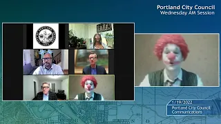 Clown makes circus of Portland City Council meeting