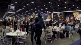 WILL SMITH SORPRENDE A  SUS FANS EN LA COMIC CON