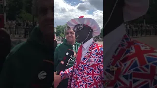 Donald Trump and Brexit supporter outside Buckingham palace
