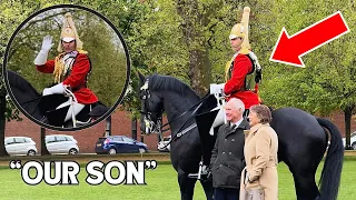 HEARTWARMING MOMENT: PROUD PARENTS POSE WITH KING'S GUARD
