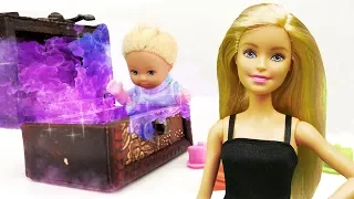 Barbie e Evi. Coleção da Barbie em Português Brazil. Vídeos para meninas