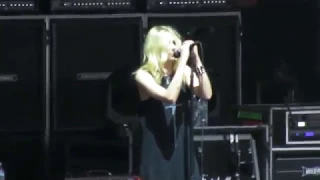 The Pretty Reckless - Like A Stone (MMR*B*Q, 20 May 2017)