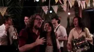 De Donde Vengo - Papaya Dada ft Mirella Cesa, Karla Kanora, Alex Alvear, Mariela Condo| E. Portugal