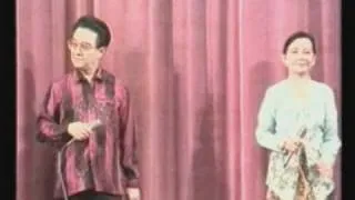 Peranakan Show - Baba William Tan - Dondang Sayang (1989)