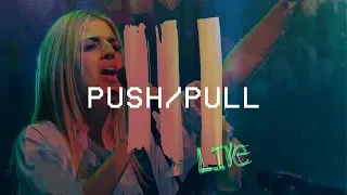 Push/Pull (feat. Brooke Ligertwood) [Live at Hillsong Conference] - Hillsong Young & Free