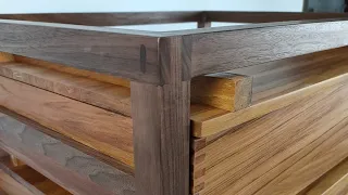 exo stand - a piece of furniture art