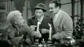 Chico Marx - A night in Casablanca (1946)