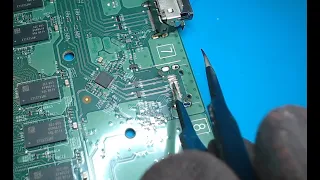 Trying To Fix A Faulty Xbox One S That A (Scamming?) Seller Dropped In Front Of Me