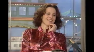 SIGOURNEY WEAVER HAS FUN WITH ROSIE