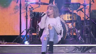 Grace VanderWaal at WE Day Vancouver "So Much More Than This" Oct 18 2017