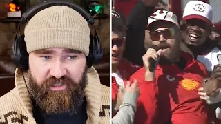 Jason Kelce REACTS to Travis Singing ‘Friends in Low Places’ Whilst Drunk at Super Bowl Parade