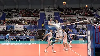 Волейбол. Нападающий удар. "Зенит-Казань" vs "Зенит" Санкт-Петербург