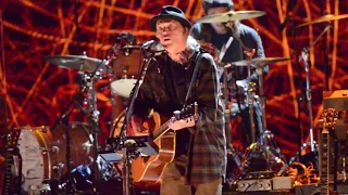 Neil Young Heart Of Gold Sept 21 2019 Farm Aid Alpine Valley Wi nunupics
