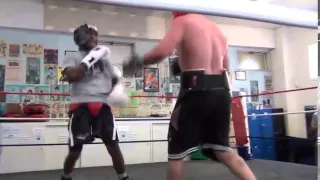 Sakio Bika vs Mark Flanagan sparring