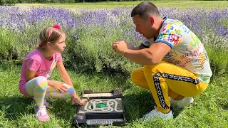 Too many animals on the playground! Sofia plays an interesting game and solves riddles