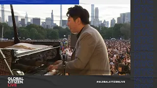 Concert Pianist Lang Lang Performs Iconic Whitney Houston Ballads | Global Citizen Live