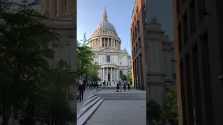 St paul's cathedral bells ringing