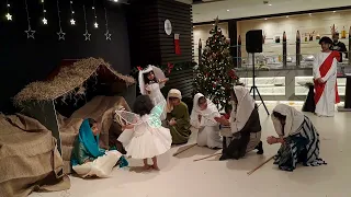 Christmas skit with music by kids
