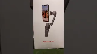 Zhiyun Smooth Q3 3-Axis Smartphone Gimbal Box Overview