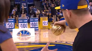 Steph Curry $5,000.00 Incredible Assist to Fan 😂