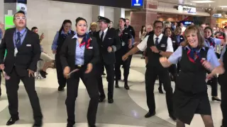 American Airlines Flash Mob Phoenix - Beyonce Move Your Body