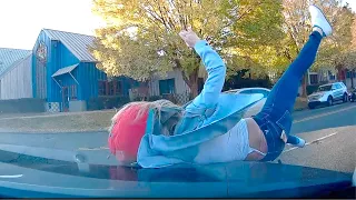 Idiots In Cars Compilation - 416 [USA & Canada Only]