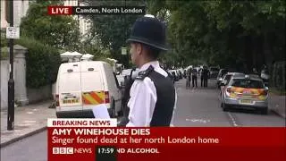BBC News - Amy Winehouse dies 23/7/2011