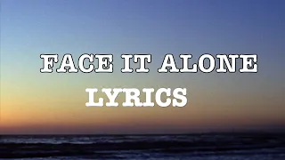 Queen - Face It Alone (Lyrics)