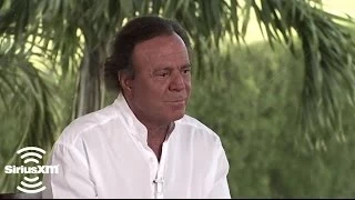 Julio Iglesias: Breakfast With Frank Sinatra // SiriusXM // SiriusXM Latino