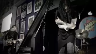 Chelsea Wolfe - Movie Screen (Live at Amoeba)