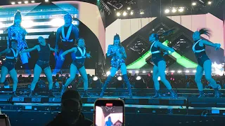 BLACKPINK Lalisa - Money @ Coachella 2023 (fancam) week 1