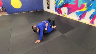 Kimura Lock Hip Bump Sweep Escape #Kingjiujitsu #closedguard #hipbump #sweep #submission #Kimura