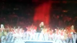 MIA middle finger scandal SUPER BOWL Madonna copycat/plagiarism